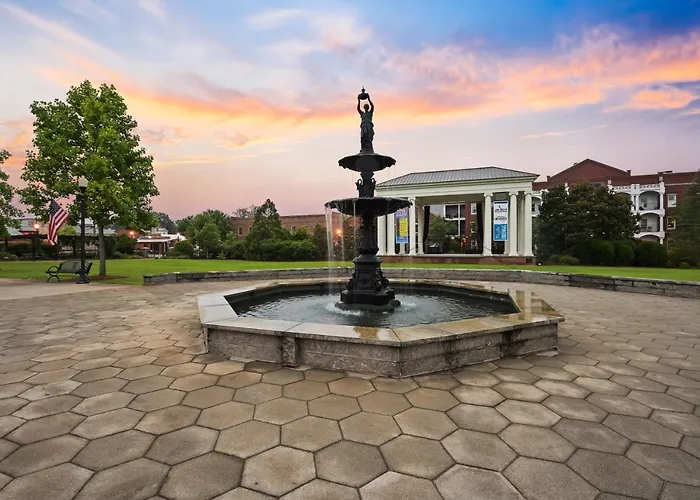 Best Hotels Close to Breese Stevens Field in Madison