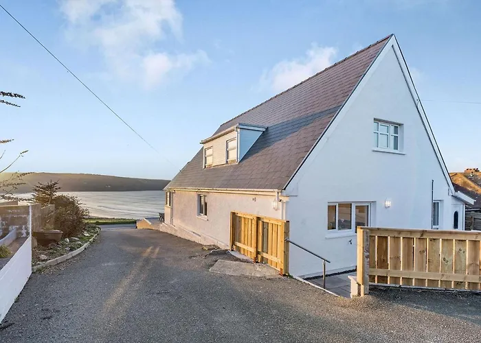 Top Hotels in Towyn, Coastal North Wales