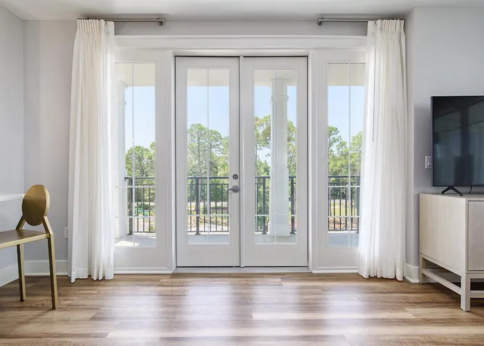 Alluring Hotels in Sand Destin for Unforgettable Stays